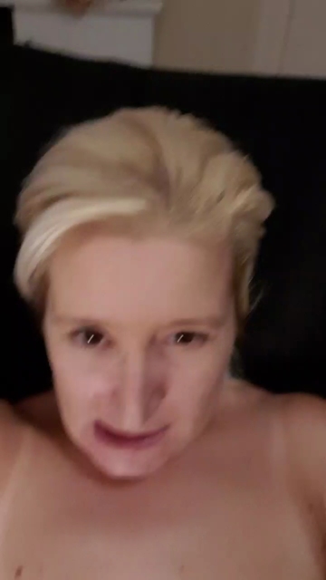 HornyMilfLeah 07-09-2021 Nude 